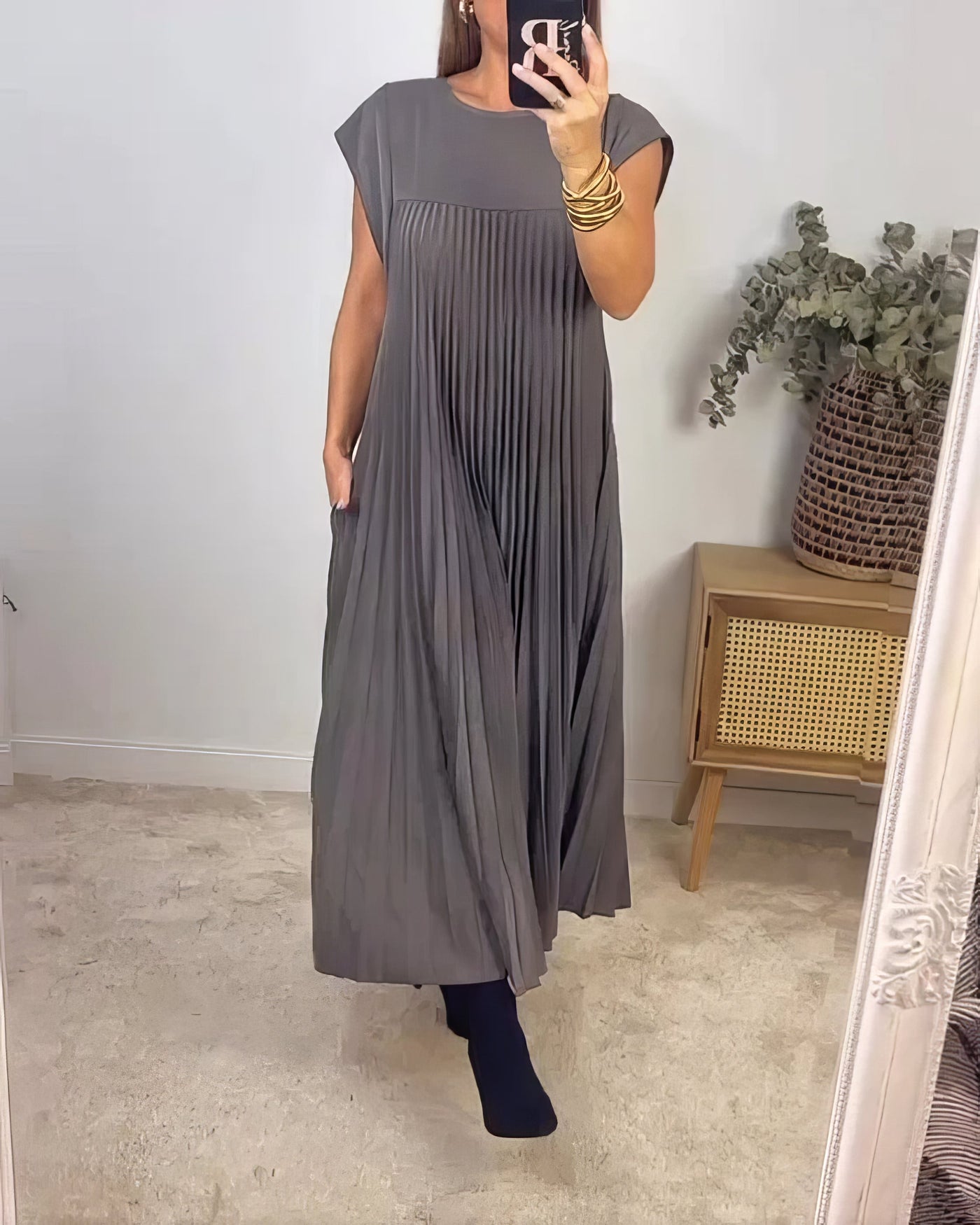 Vestido Largo Plisado Con cuello redondo y sin mangas