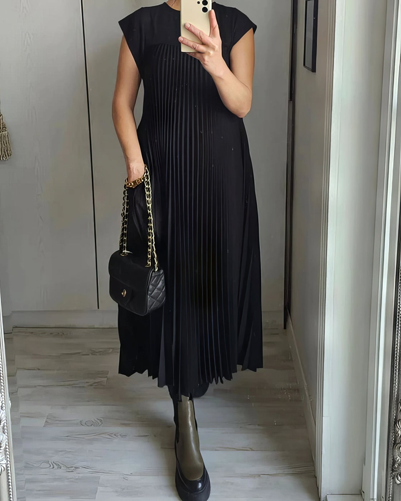 Vestido Largo Plisado Con cuello redondo y sin mangas